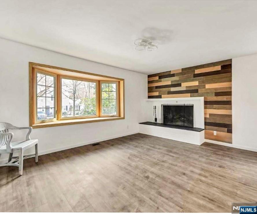 53 Forest Road Demarest, NJ 07627 - Photo 5 of 11