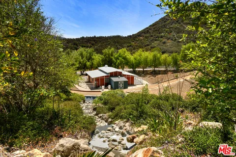 $2,495,000 | 25700 Mulholland Highway, Calabasas, CA 91302
