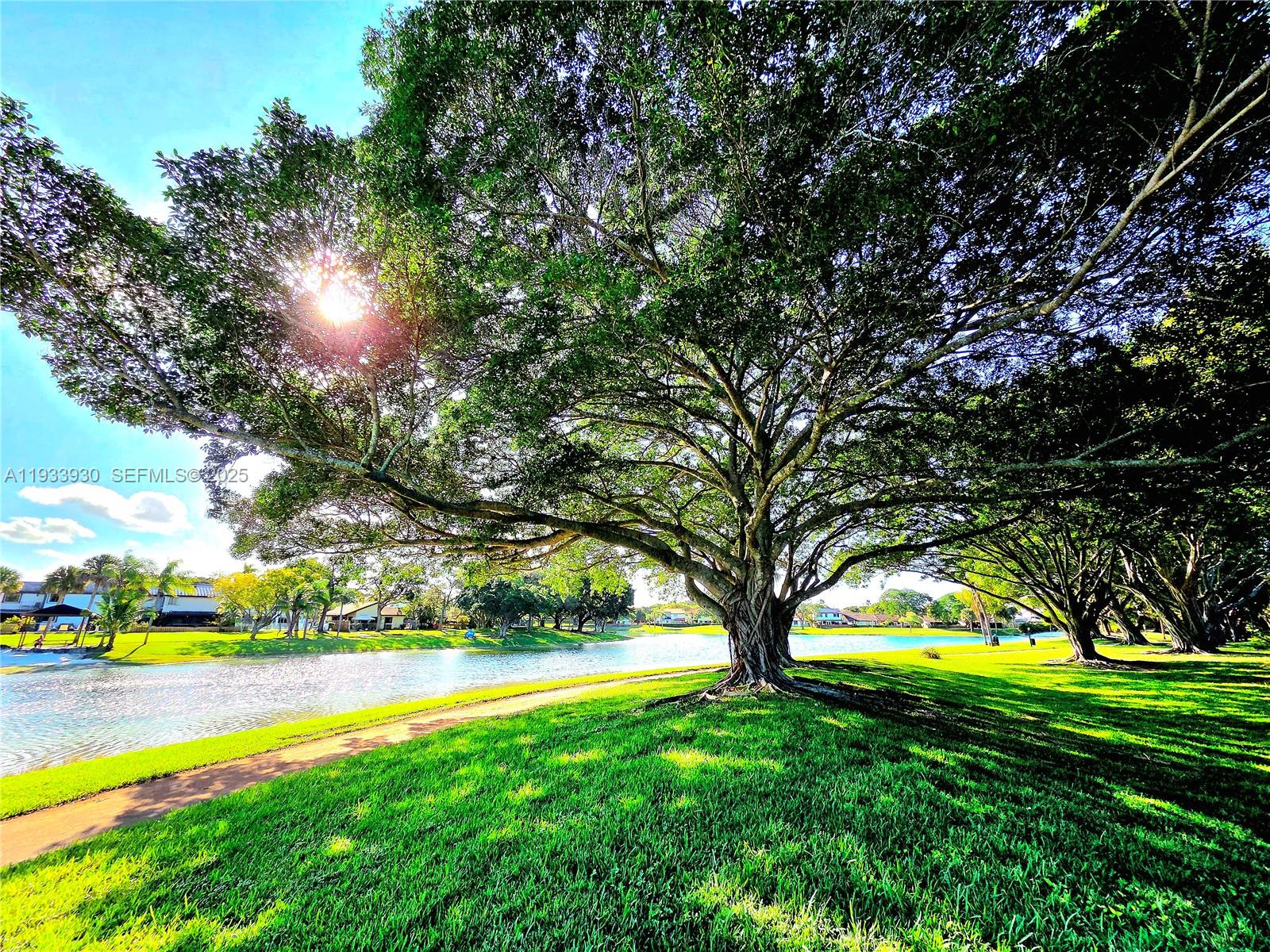 9329 Southwest 151st Avenue Miami, FL 33196 - Photo 32 of 40