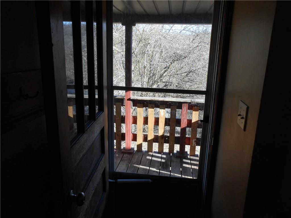 516 Oneida Street Monessen, PA 15062 - Photo 17 of 36