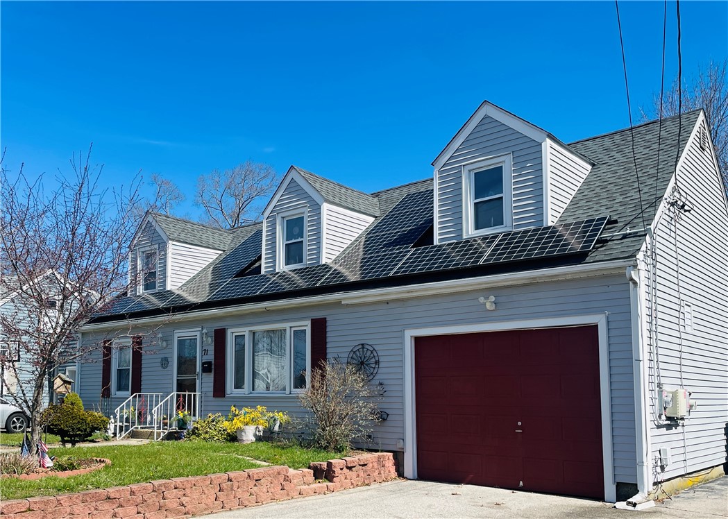 71 Columbia Avenue Coventry, RI 02816 - Photo 2 of 15
