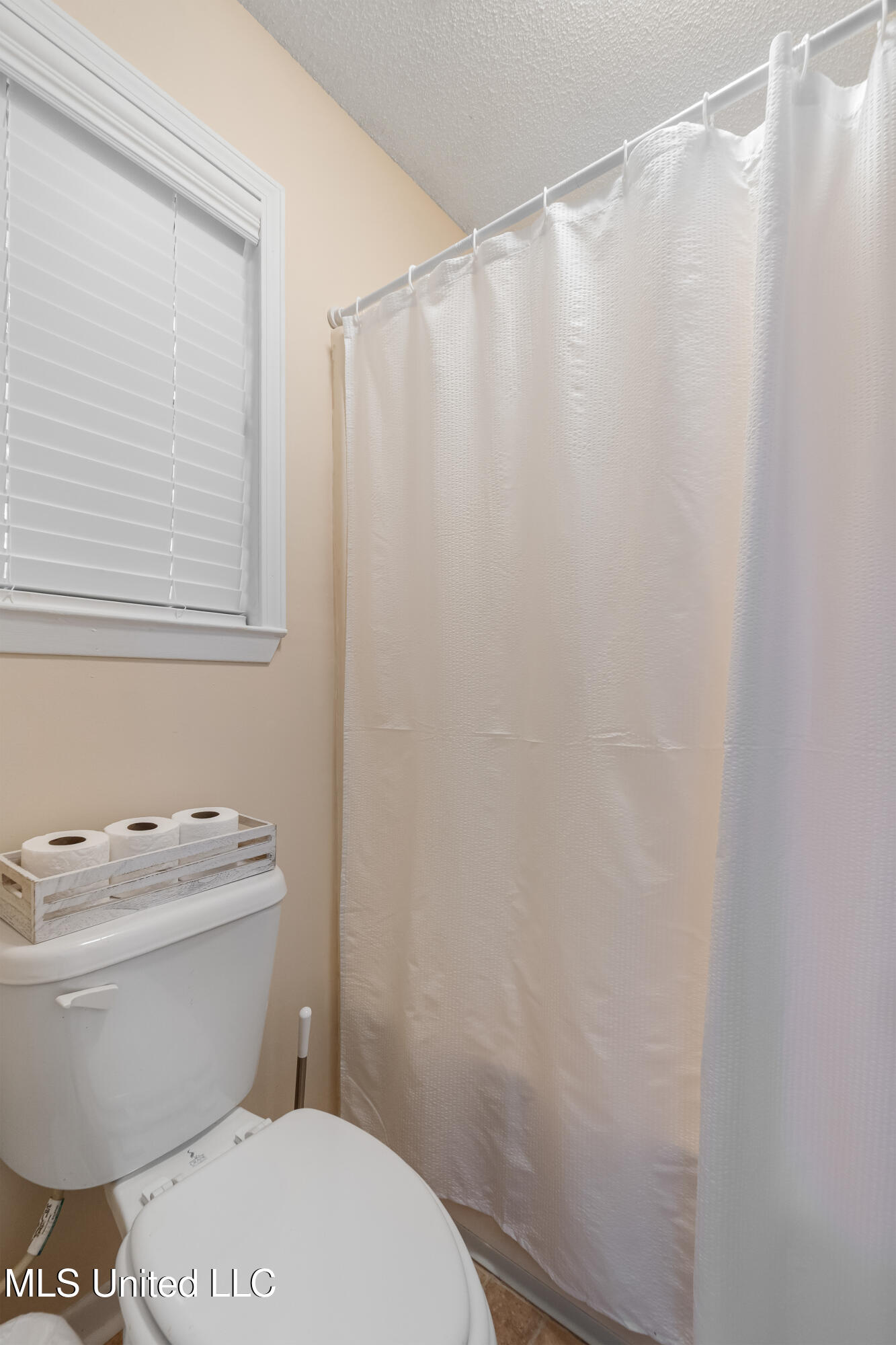 162 Jane Drive Lucedale, MS 39452 - Photo 20 of 38 Primary Bath