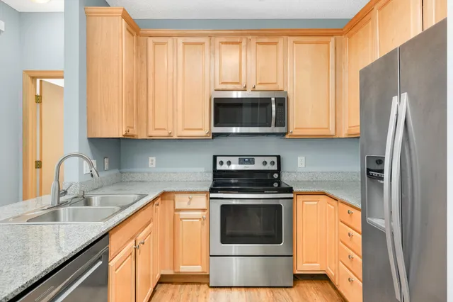 $264,900 | 3786 Abercrombie Lane, Stillwater, MN 55082