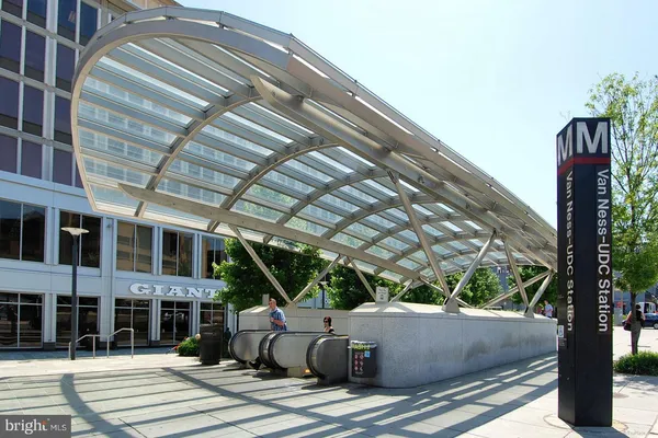 $345,000 | 3701 Connecticut Avenue Northwest, Unit 418, Washington, DC 20008