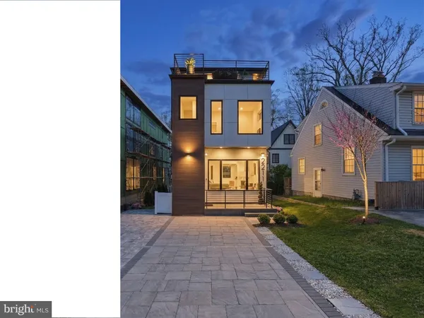 $2,075,000 | 2211 Military Road, Arlington, VA 22207