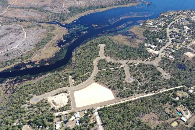 $199,500 | 4214 Wood Duck Cove, Southport, FL 32409