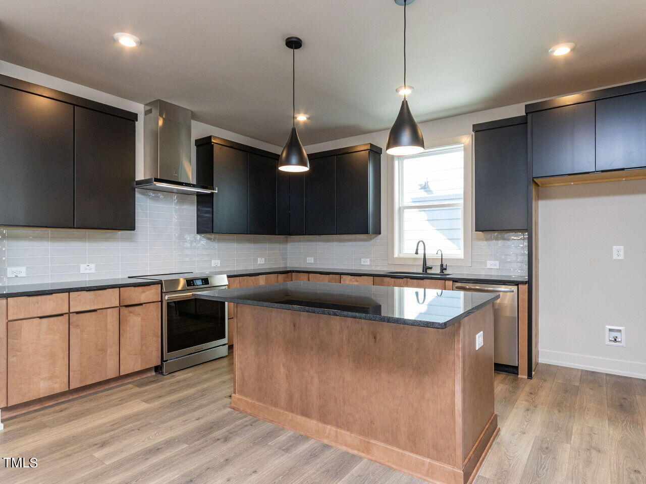 42 Rosedale Way Pittsboro, NC 27312 - Photo 42 of 72 010-1280x960-kitchen