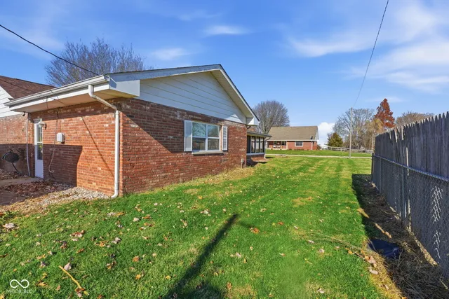 $239,900 | 8143 East Crescent Drive, Seymour, IN 47274