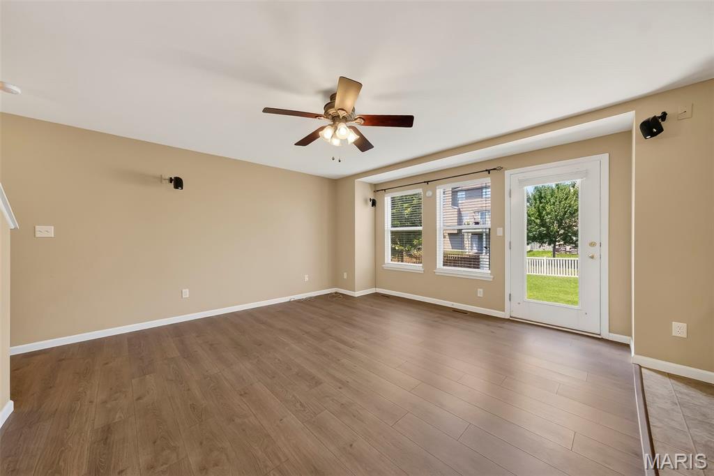 607 Spring Manor O'Fallon, MO 63368 - Photo 4 of 26