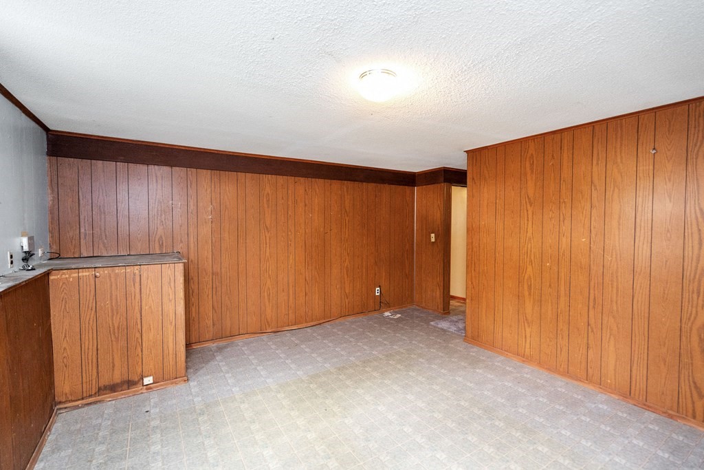 45 Chittick Road Boston, MA 02136 - Photo 12 of 35 Gallery Image 12
