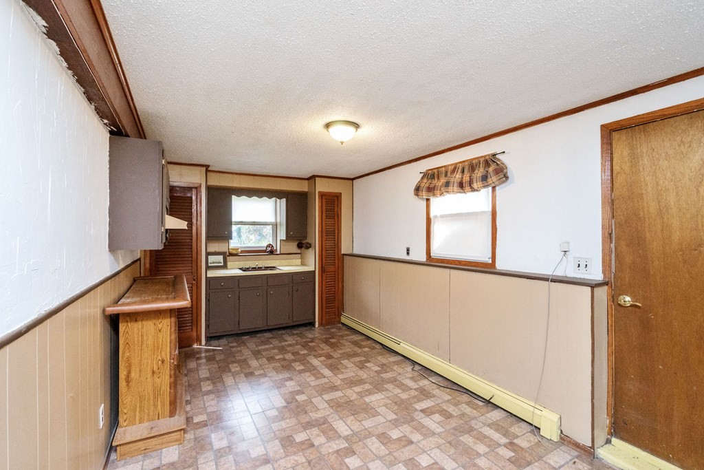 45 Chittick Road Boston, MA 02136 - Photo 14 of 35 Gallery Image 14