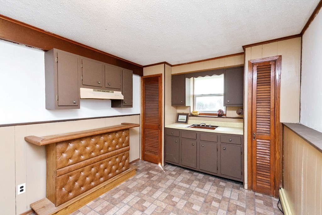 45 Chittick Road Boston, MA 02136 - Photo 15 of 35 Gallery Image 15