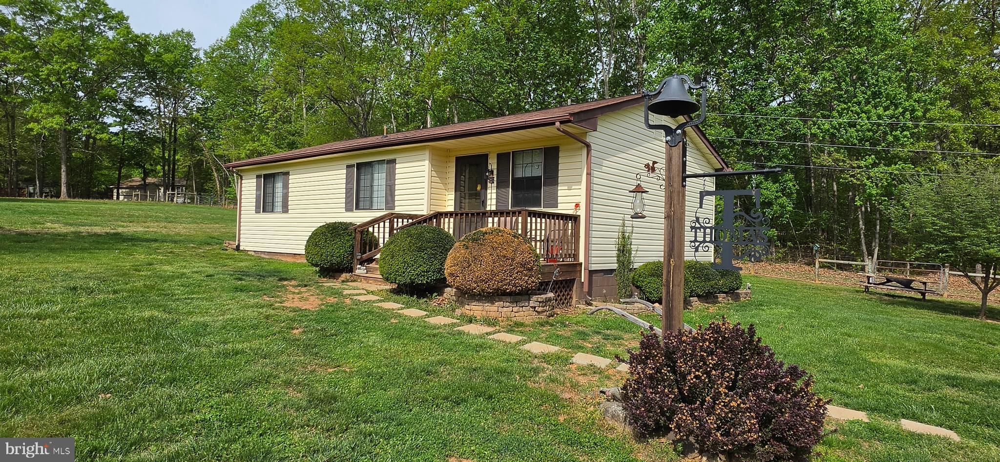 1309 Doctors Road Louisa, VA 23093 - Photo 6 of 31