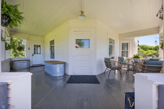 $795,000 | 11552 110th Street South, Sabin, MN 56580