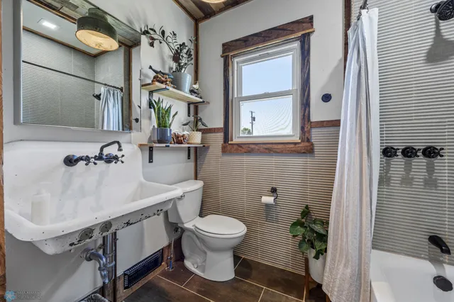 $795,000 | 11552 110th Street South, Sabin, MN 56580