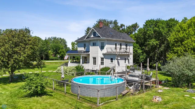 $795,000 | 11552 110th Street South, Sabin, MN 56580