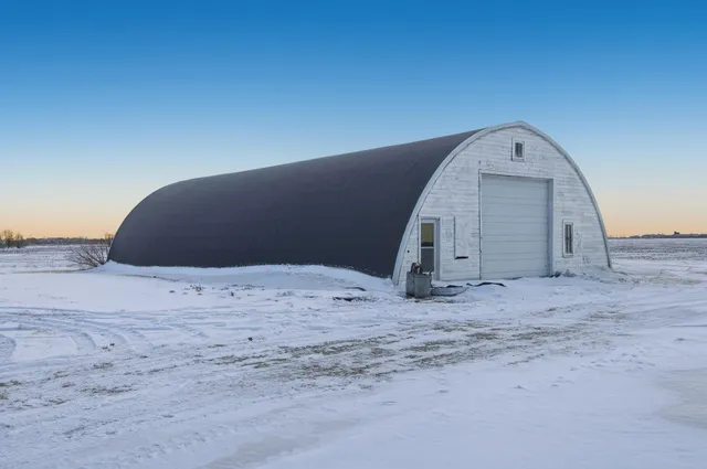 $795,000 | 11552 110th Street South, Sabin, MN 56580