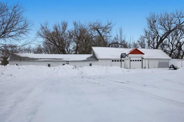 $795,000 | 11552 110th Street South, Sabin, MN 56580