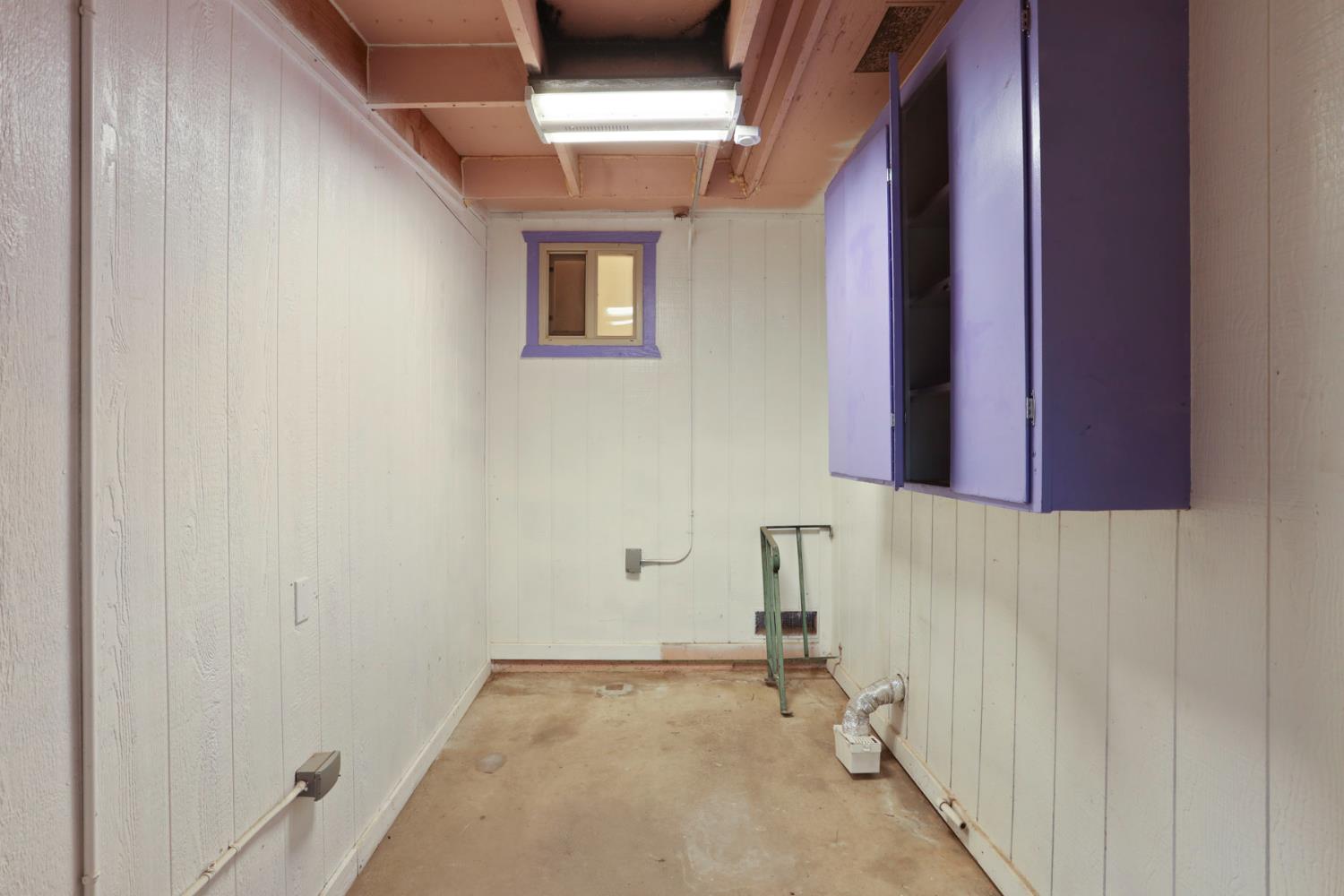 2443 Fern Street Merced, CA 95348 - Photo 31 of 50 a view of bathroom