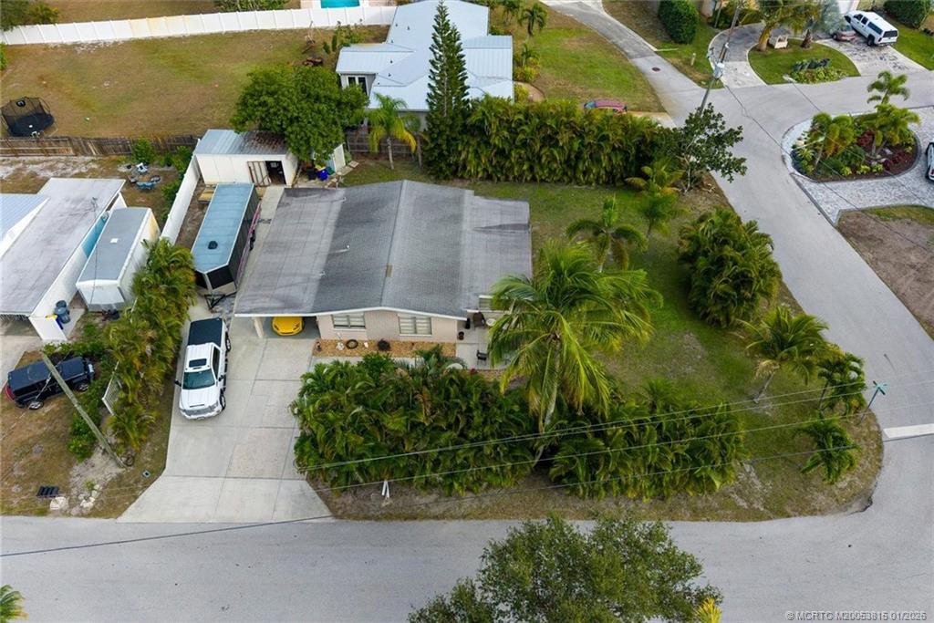 771 Northwest Sunset Drive Stuart, FL 34994 - Photo 13 of 18