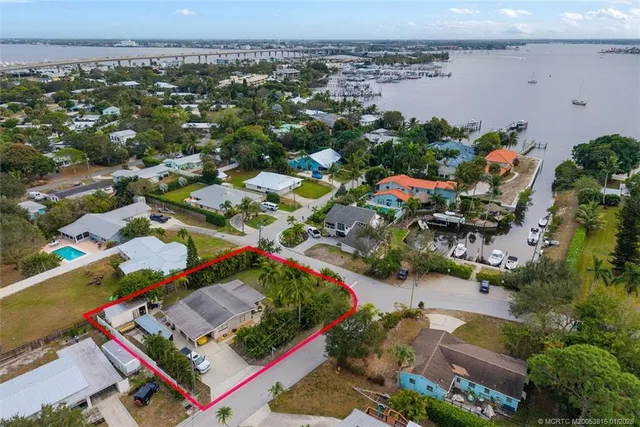 $459,888 | 771 Northwest Sunset Drive, Stuart, FL 34994