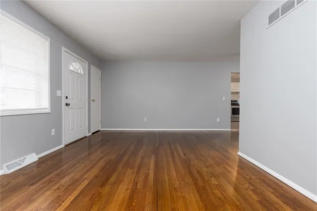 $210,000 | 5869 North Oakley Avenue, Kansas City, MO 64119