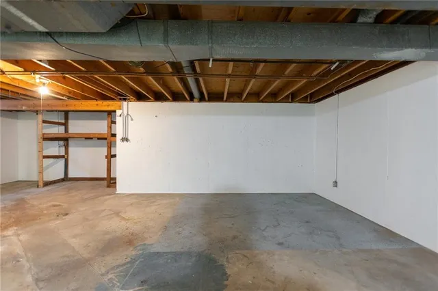 $210,000 | 5869 North Oakley Avenue, Kansas City, MO 64119