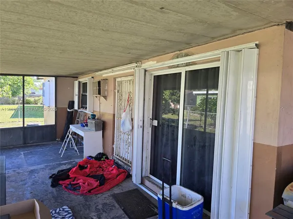 $450,000 | 2941 Northwest 210th Terrace, Miami Gardens, FL 33056