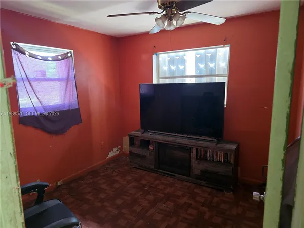 $450,000 | 2941 Northwest 210th Terrace, Miami Gardens, FL 33056