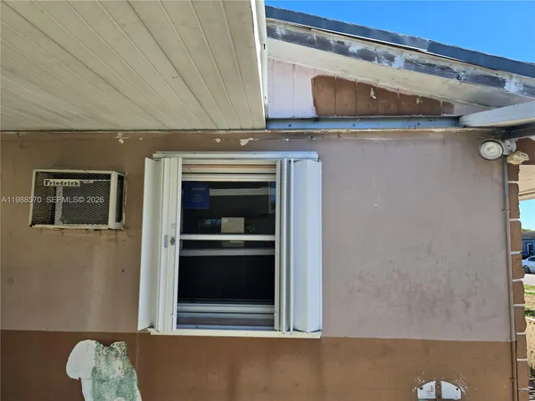 $450,000 | 2941 Northwest 210th Terrace, Miami Gardens, FL 33056