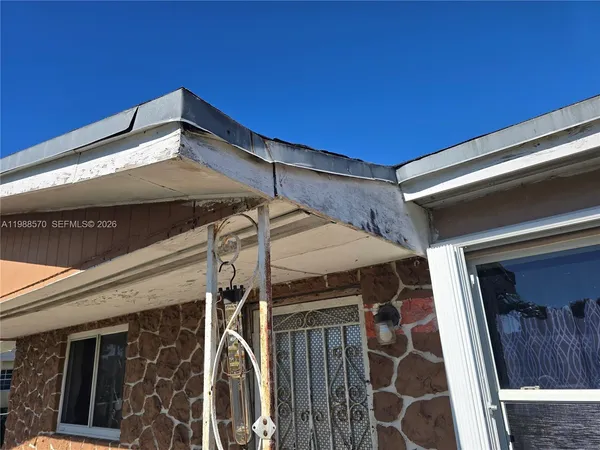 $450,000 | 2941 Northwest 210th Terrace, Miami Gardens, FL 33056