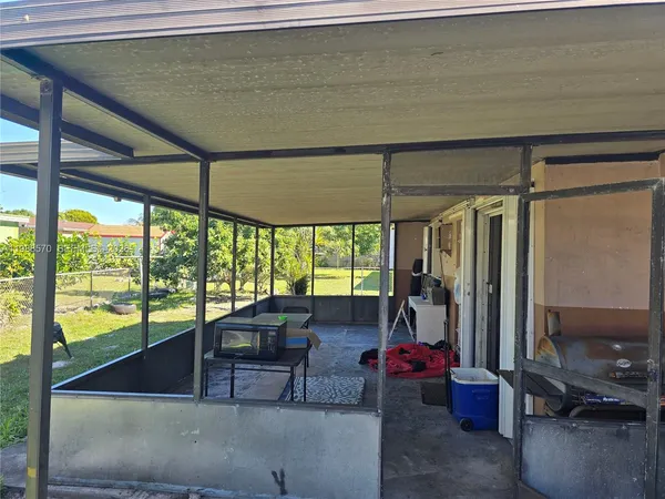 $450,000 | 2941 Northwest 210th Terrace, Miami Gardens, FL 33056