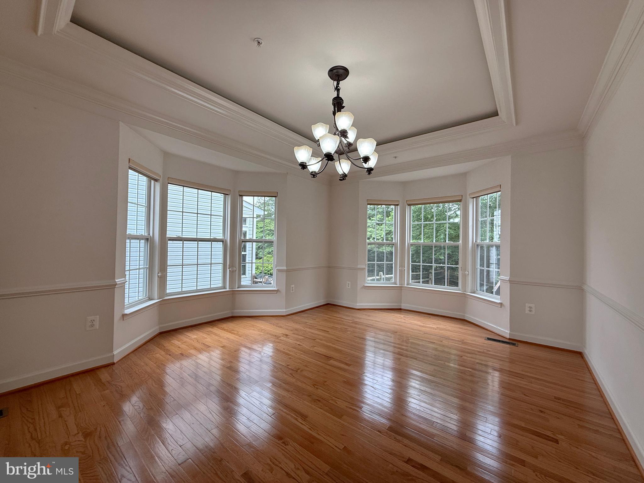 4415 Medallion Drive Silver Spring, MD 20904 - Photo 4 of 52