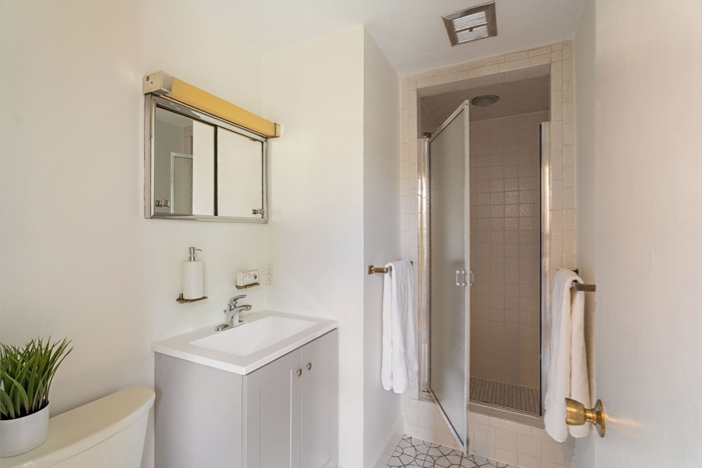 7-9 Ridge Street Winchester, MA 01890 - Photo 15 of 39