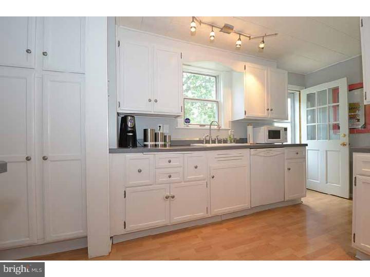 110 Wyndmoor Road Springfield, PA 19064 - Photo 8 of 25 Kitchen