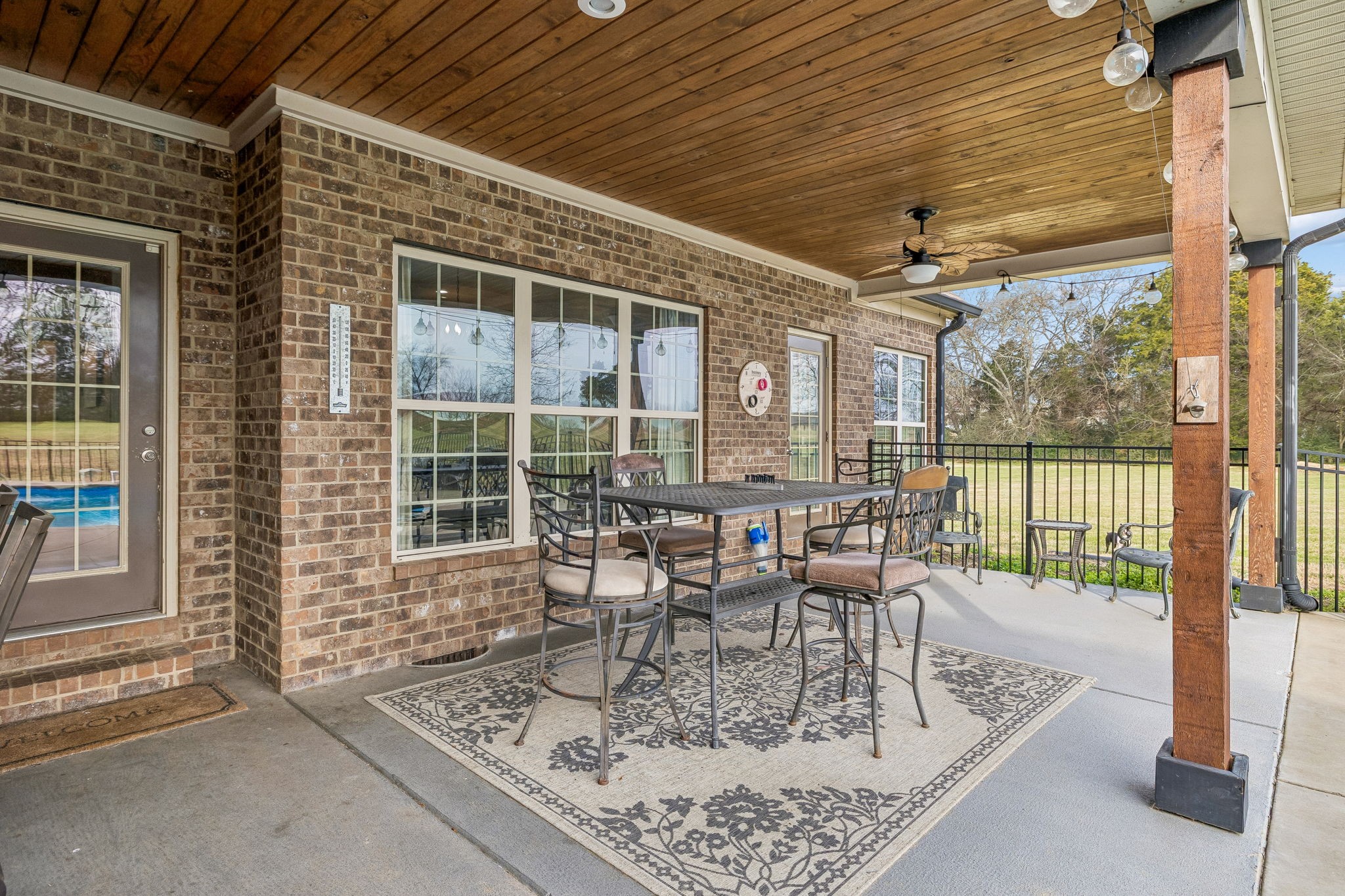2845 Anes Station Road Lewisburg, TN 37091 - Photo 52 of 70 a dining room with furniture