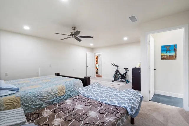 $899,999 | 351 North Peach Avenue, Clovis, CA 93612