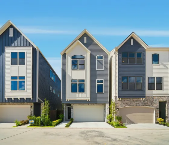 $689,000 | 1709 Bologna Lane, Houston, TX 77055