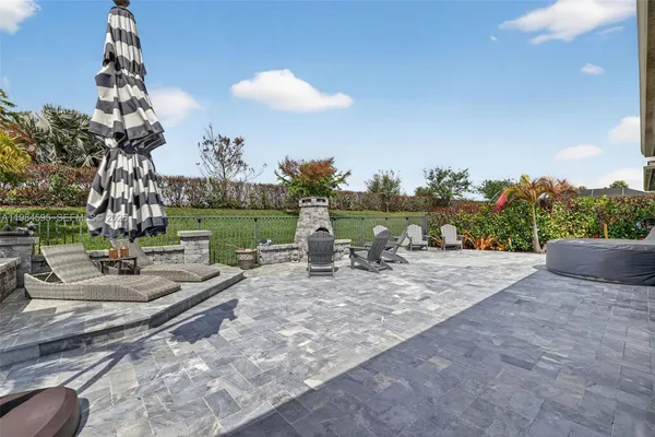 $700,000 | 11884 Southwest Paradise River Road, Port St. Lucie, FL 34987