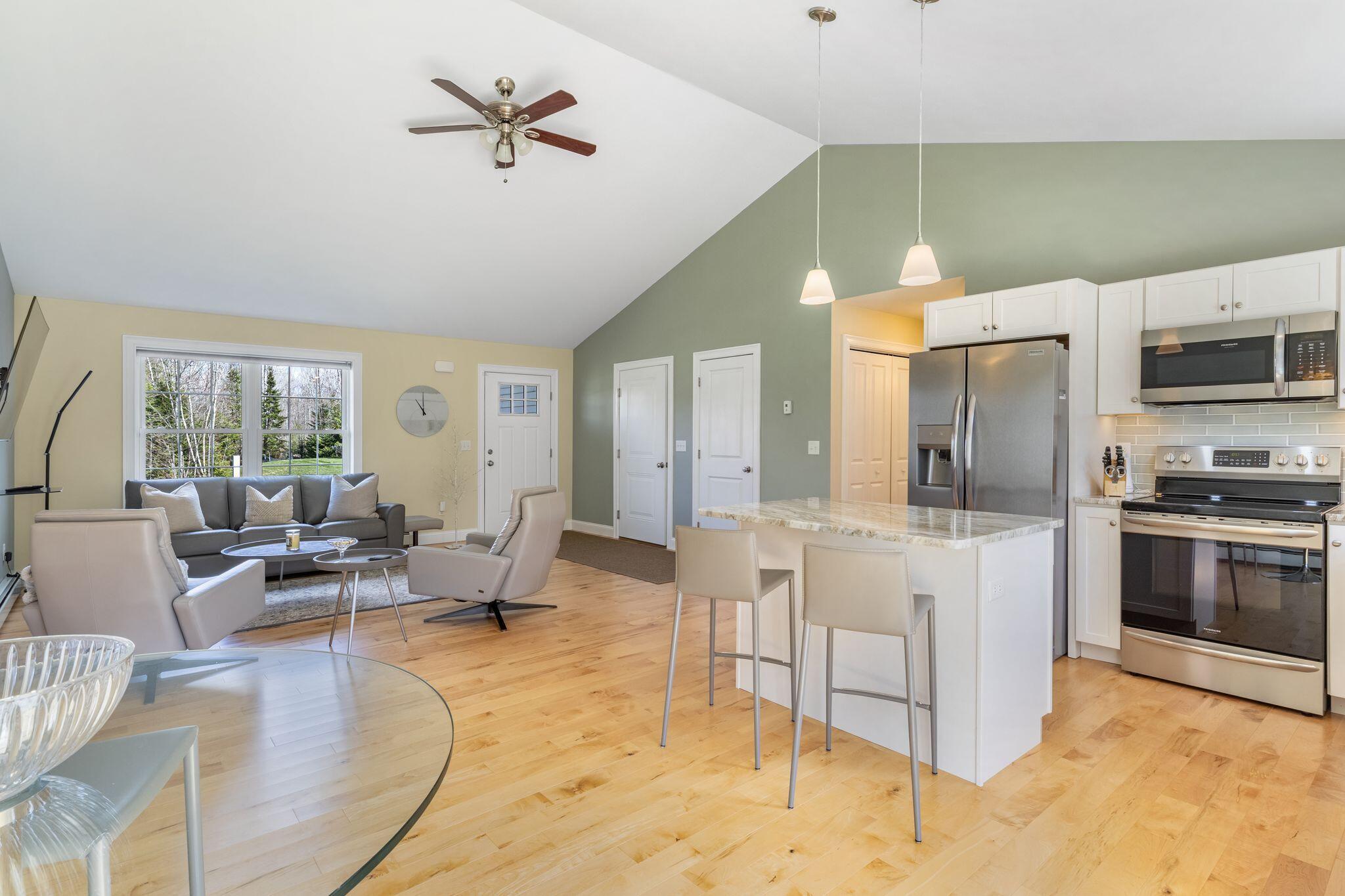 33 Meredith Drive Windham, ME 04062 - Photo 11 of 41 33_Meredith_Dr_034