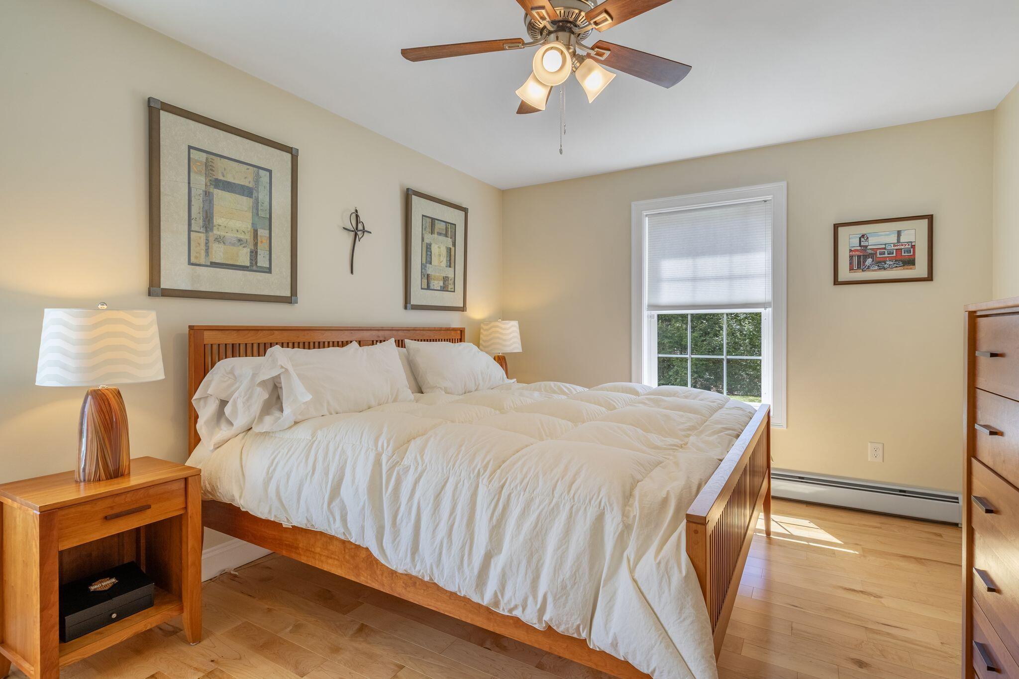 33 Meredith Drive Windham, ME 04062 - Photo 12 of 41 33_Meredith_Dr_055