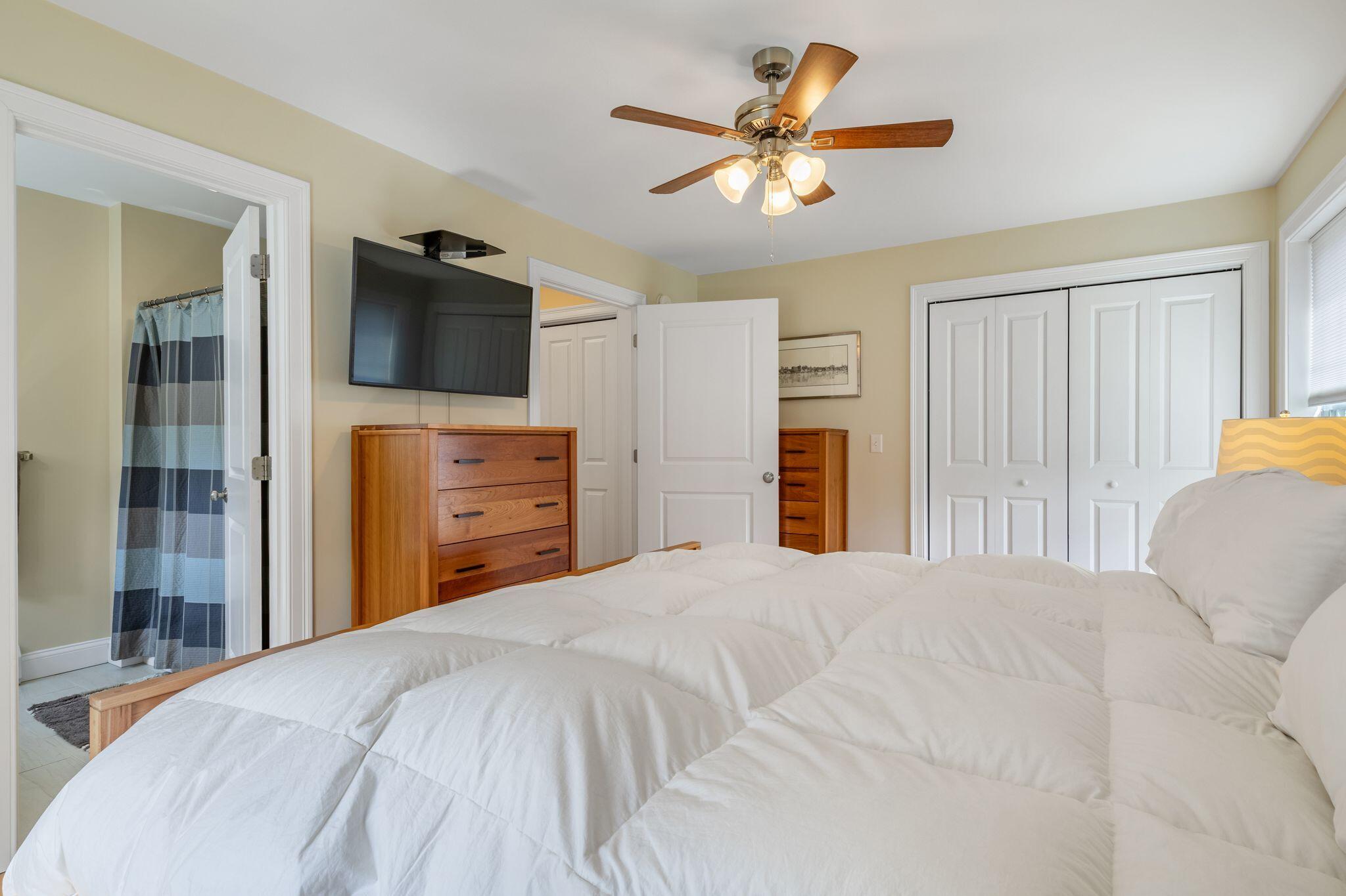 33 Meredith Drive Windham, ME 04062 - Photo 14 of 41 33_Meredith_Dr_061