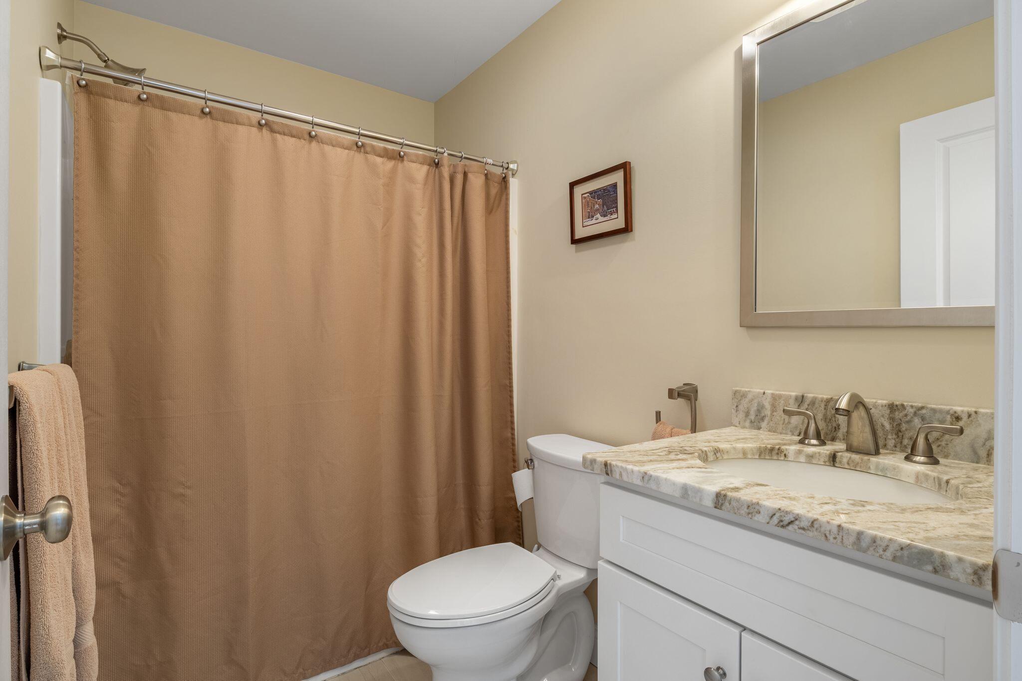 33 Meredith Drive Windham, ME 04062 - Photo 19 of 41 33_Meredith_Dr_037
