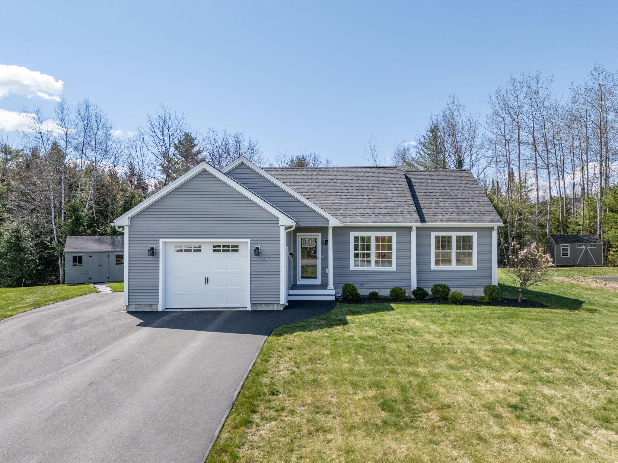 33 Meredith Drive Windham, ME 04062 - Photo 2 of 41 33_Meredith_Dr_004