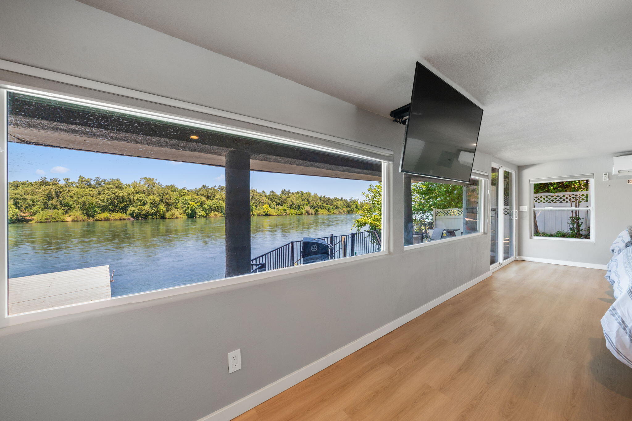 3317 Riverside Drive Anderson, CA 96007 - Photo 46 of 77 Studio