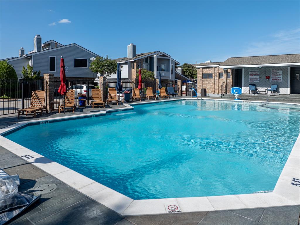 17490 Meandering Way, Unit 1102 Dallas, TX 75252 - Photo 38 of 40 Community pool