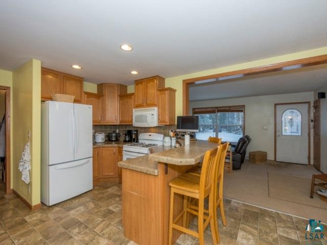 4154 Kingston Road Duluth, MN 55803 - Photo 4 of 20 Gallery Image 4
