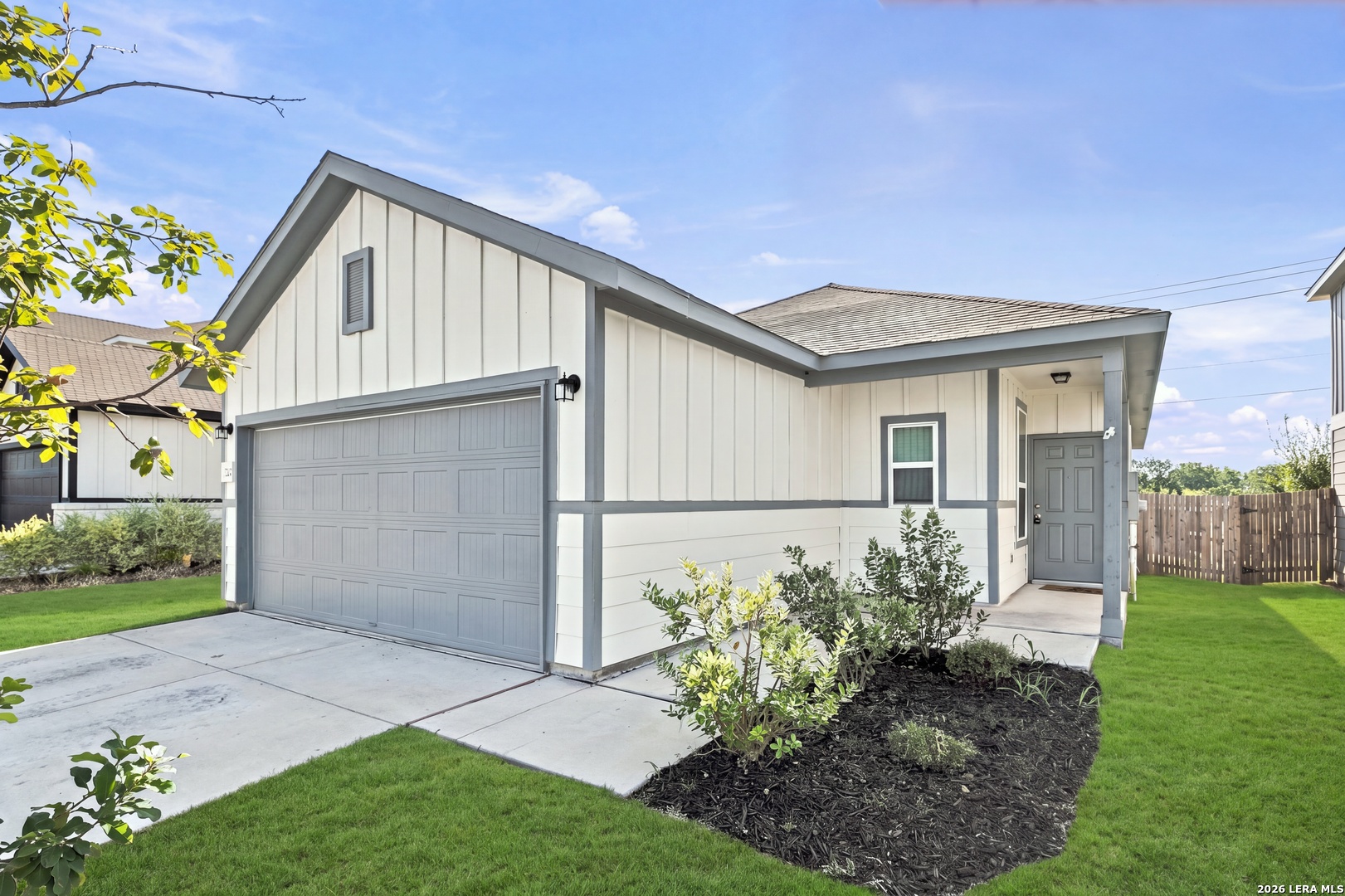 11248 Long Rider San Antonio, TX 78254 - Photo 2 of 25 Gallery Image 2