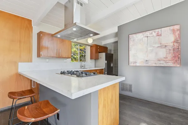 $3,389,000 | 411 Glenwood Avenue, Woodside, CA 94062