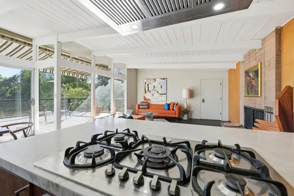 $3,389,000 | 411 Glenwood Avenue, Woodside, CA 94062